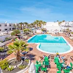 Livvo Oasis * Puerto del Carmen (Lanzarote)