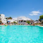 Livvo Oasis Apartment Puerto del Carmen (Lanzarote)