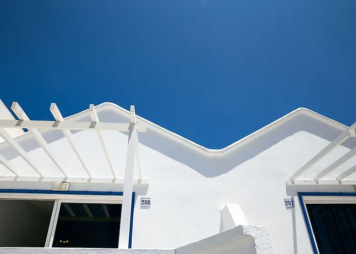 Livvo Oasis * Puerto del Carmen (Lanzarote)