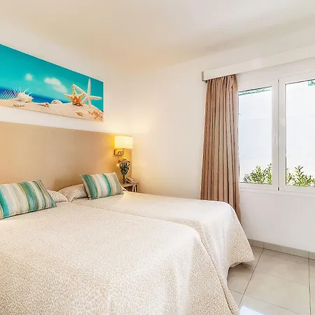 Livvo Oasis 公寓 卡门港