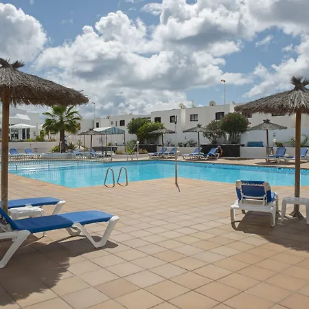 Livvo Oasis * Puerto del Carmen (Lanzarote)