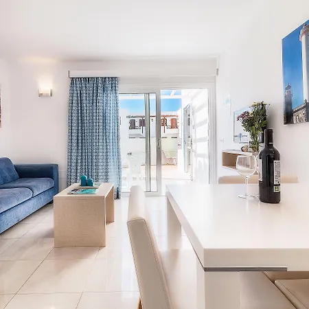 Livvo Oasis Apartmán Puerto del Carmen (Lanzarote)