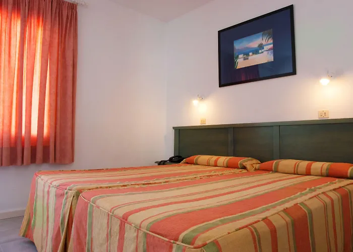 Livvo Oasis بويرتو ذيل كارمين