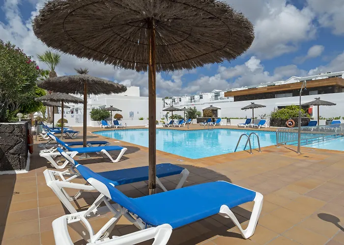 Livvo Oasis بويرتو ذيل كارمين