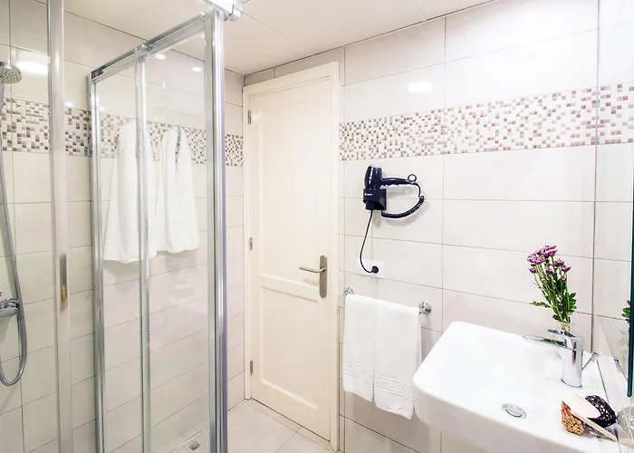 Livvo Oasis بويرتو ذيل كارمين