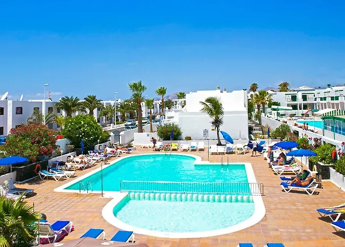 Livvo Oasis * بويرتو ذيل كارمين